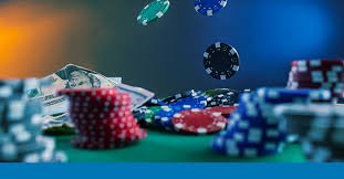 Tampilan kalender interaktif untuk perencanaan mingguan Tampilan kalender jadwal dengan acara slot dan olahraga yang disorot